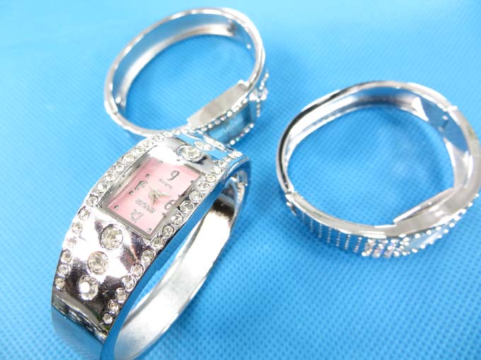 rhinestone-bangle-watch-7b
