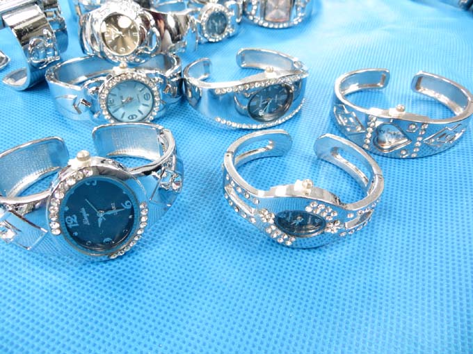 rhinestone-bangle-watch-8d
