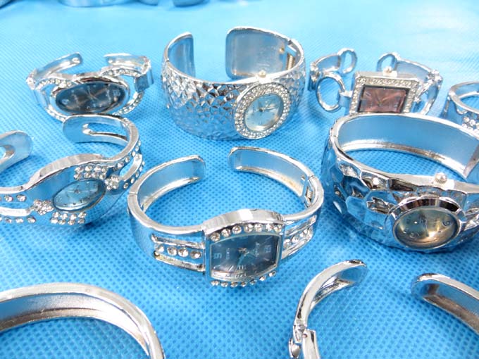 rhinestone-bangle-watch-9b