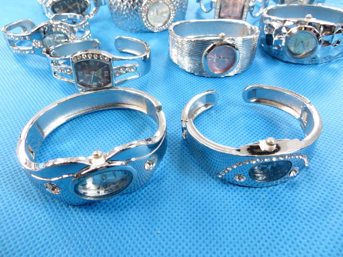 rhinestone-bangle-watch-9d