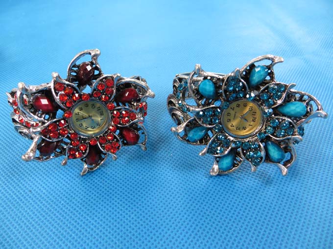rhinestone-retro-bangle-watches-1e