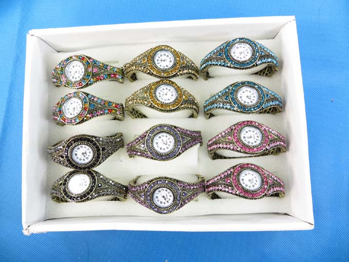 rhinestone-retro-bangle-watches-3a