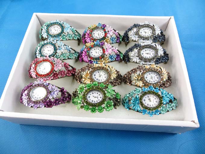 rhinestone-retro-bangle-watches-5a