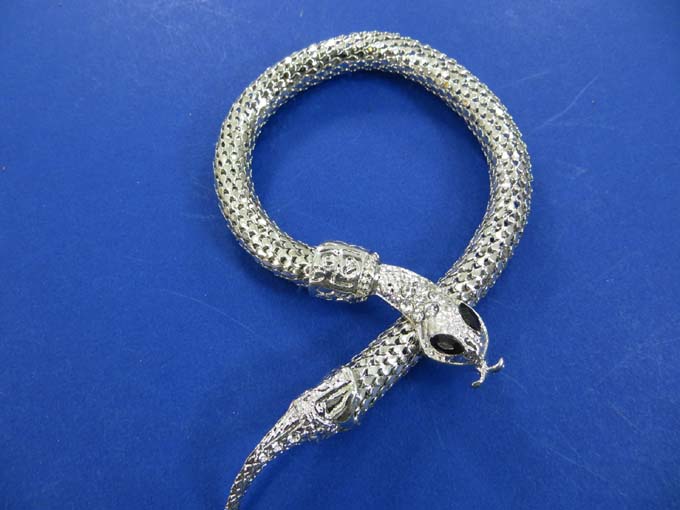 snake-coil-bracelet-1a