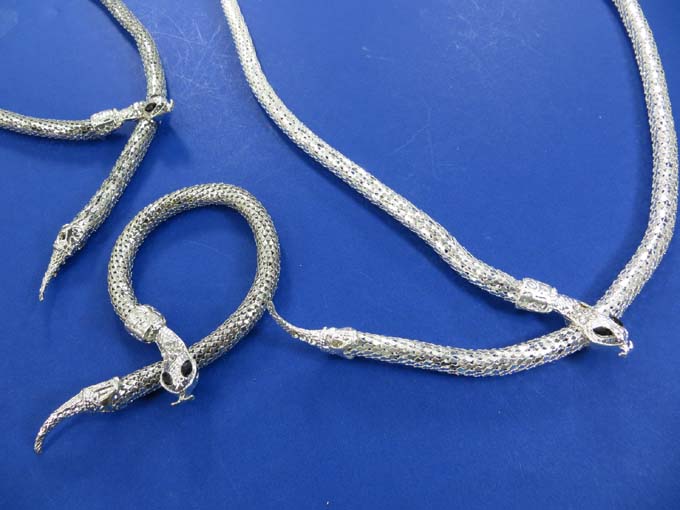 snake-coil-jewelryset-1b