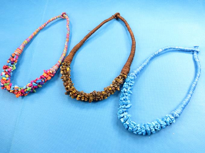 stone-chips-necklace-1a