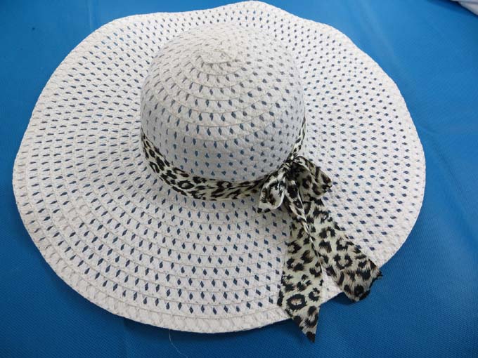 straw-hat-3b
