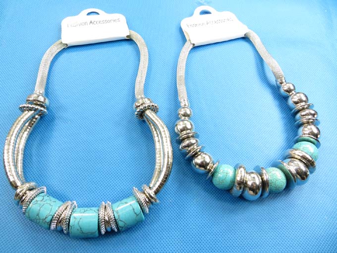 turquoise-necklace-10a
