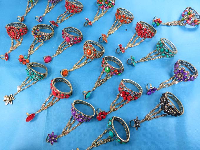 vintage-armor-slave-bracelet-1a