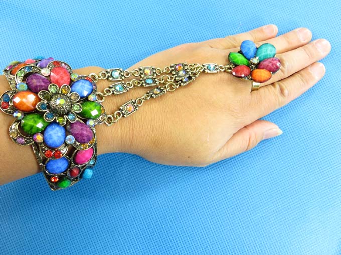 vintage-armor-slave-bracelet-1k