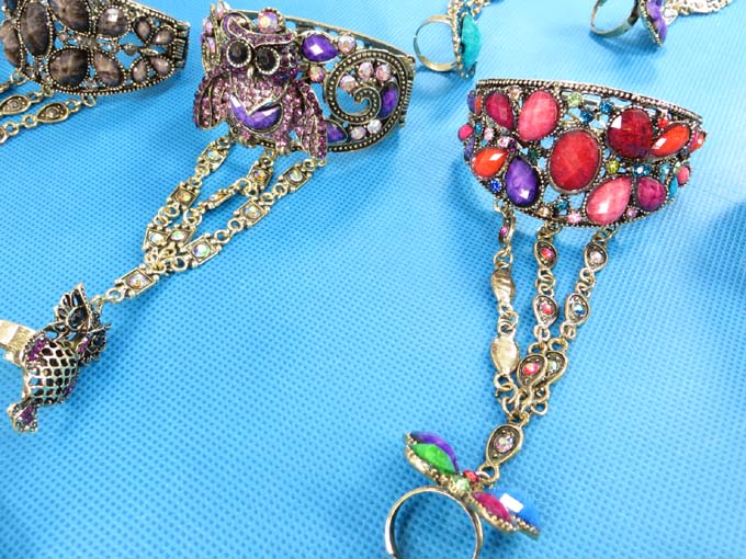 vintage-armor-slave-bracelet-1r