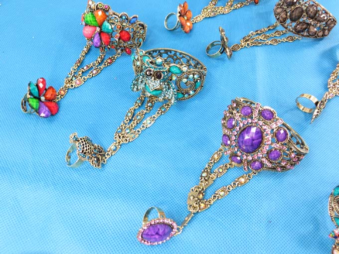 vintage-armor-slave-bracelet-1t