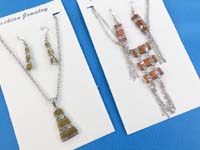 wired jewelry earring and pendant on silver plated chain necklace set 