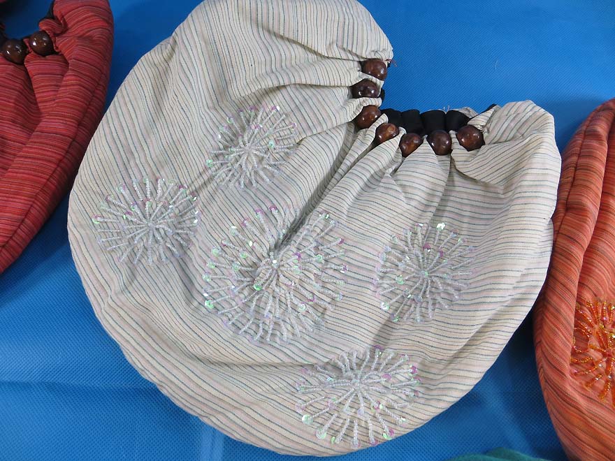 bali-batik-purse-handbag-05d