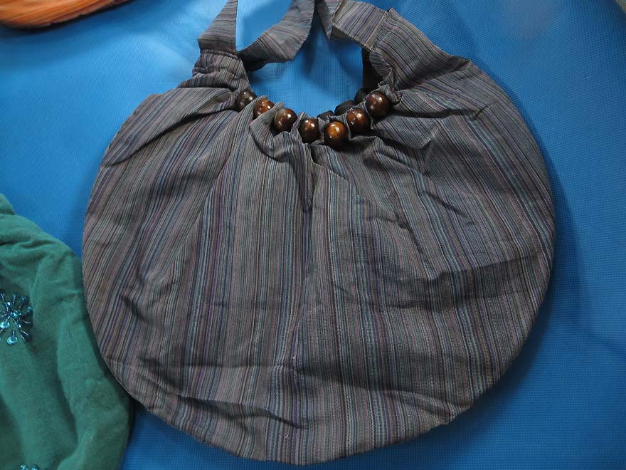 bali-batik-purse-handbag-05m