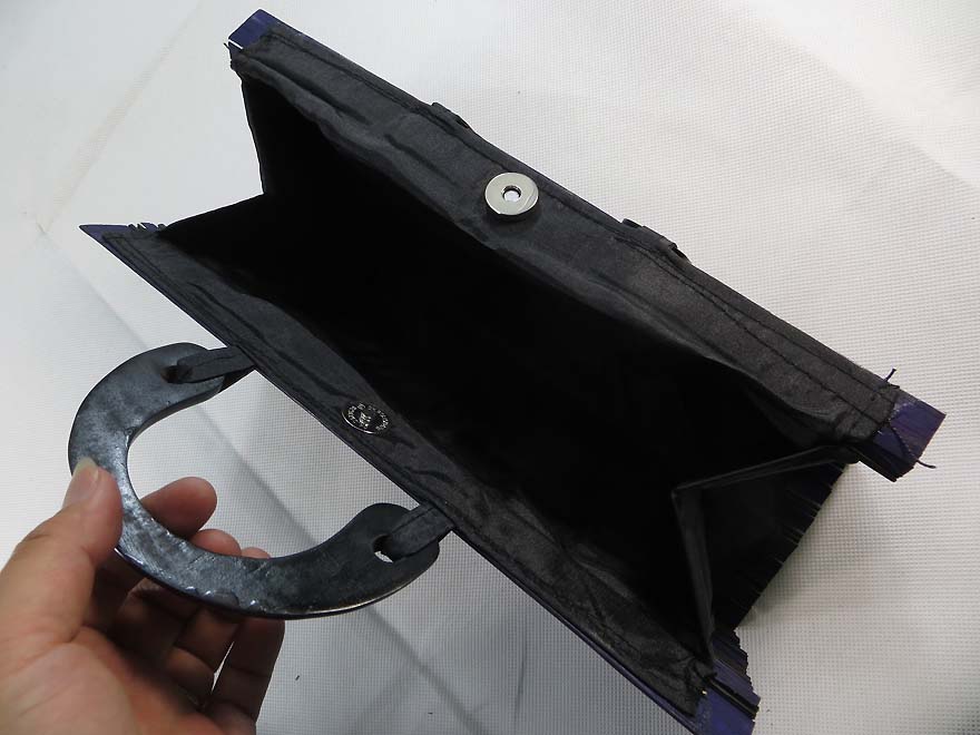 bamboo-stick-handbag-4b