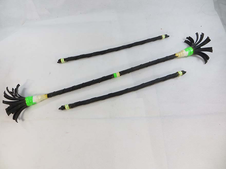 devil-stick-flower-stick-gravitystick-juggling-stick-1a
