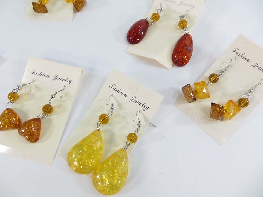 faux-amber-earring-8b