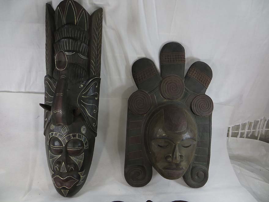 large-mask-wall-decor-1e