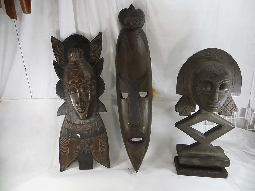 large-mask-wall-decor-1h