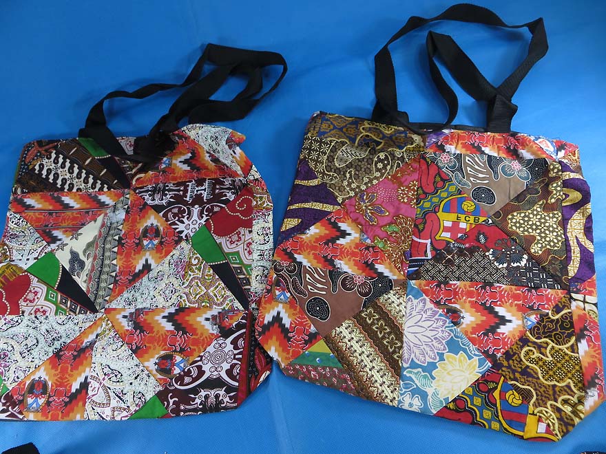 patchwork-batik-tote-bag-8g