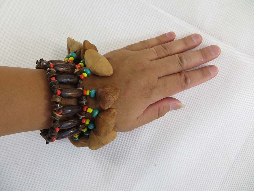 rasta-bracelet-shaker-1b