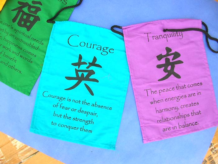 affirmation-flag-string-large-d