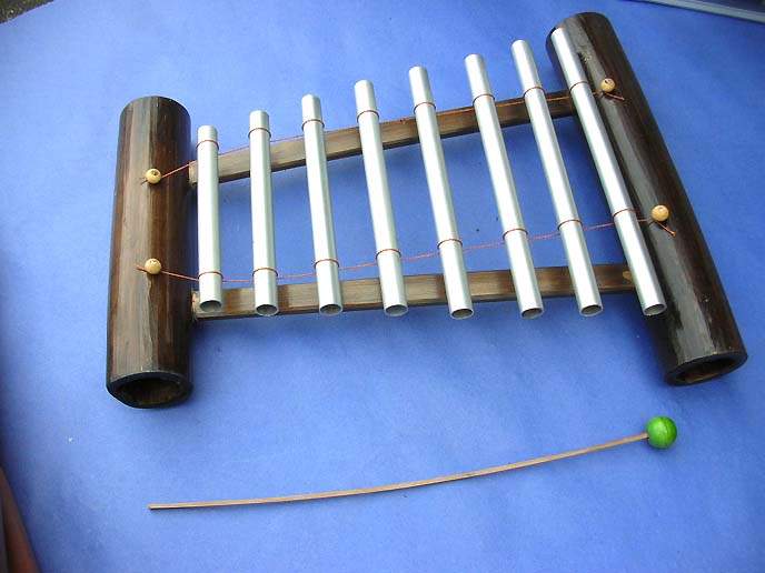 bali-metal-pipe-xylophone-1