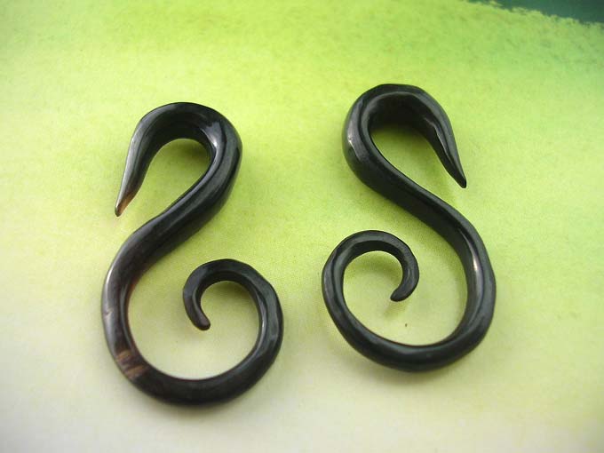horn-earring-35