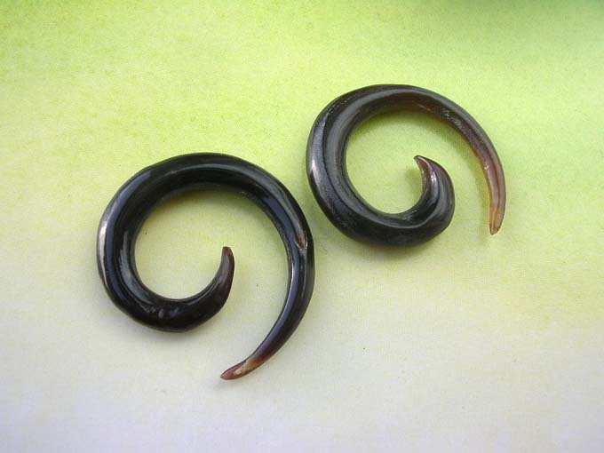 horn-earring-53