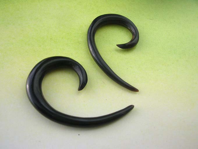 horn-earring-56