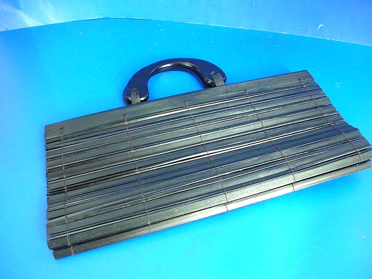 bali-sticks-handbag-01