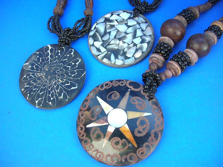p3natural-jewelry-necklaces-16m