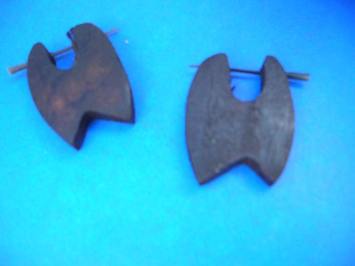 pin-wood-earlets-g09