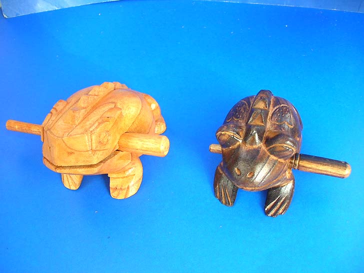 wood-percussion-frog-rasp-03-mix