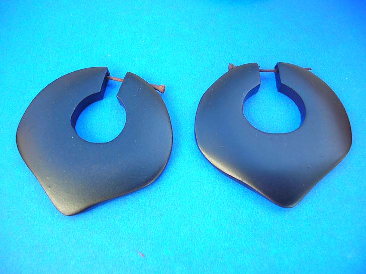 wooden-peg-earrings-b07