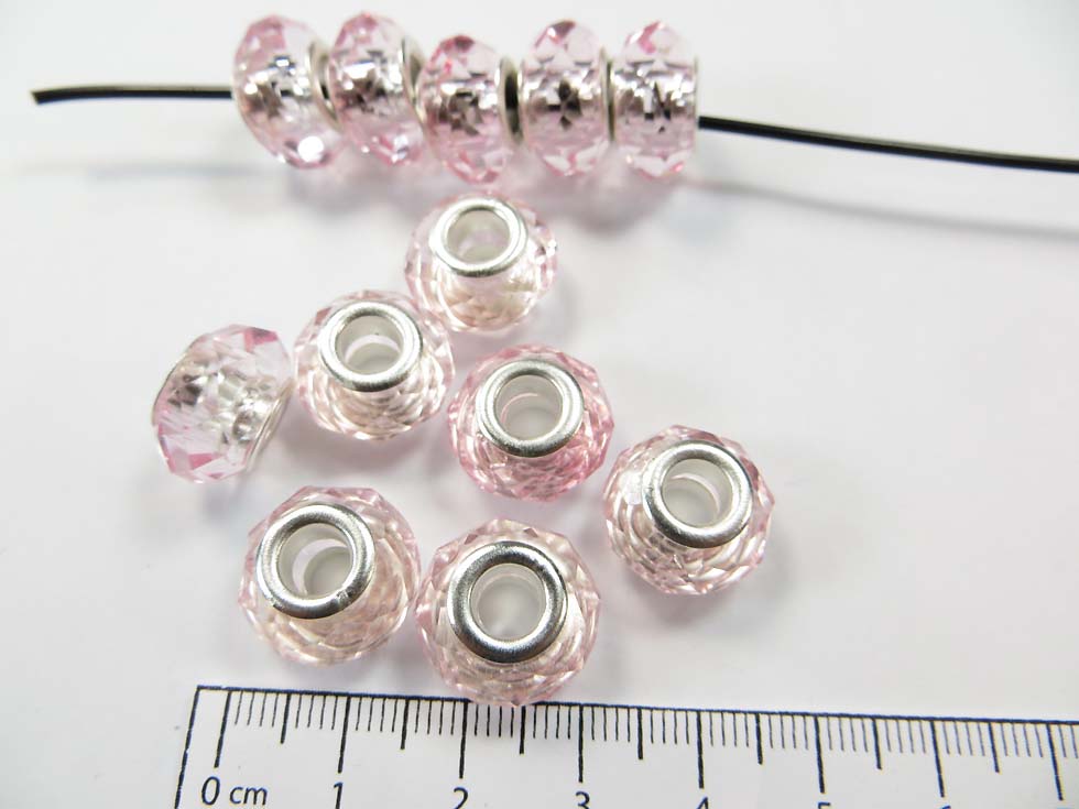 Faceted-acrylic-rhinestone-bead-02b