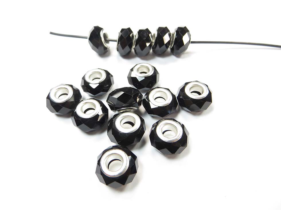 Faceted-acrylic-rhinestone-bead-05a