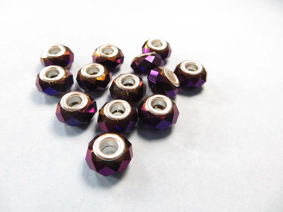 Faceted-acrylic-rhinestone-bead-07a