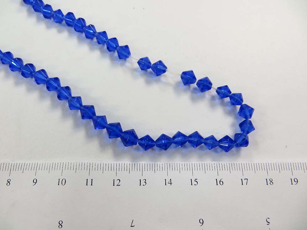 arcylic-blue-bead-strang-1b