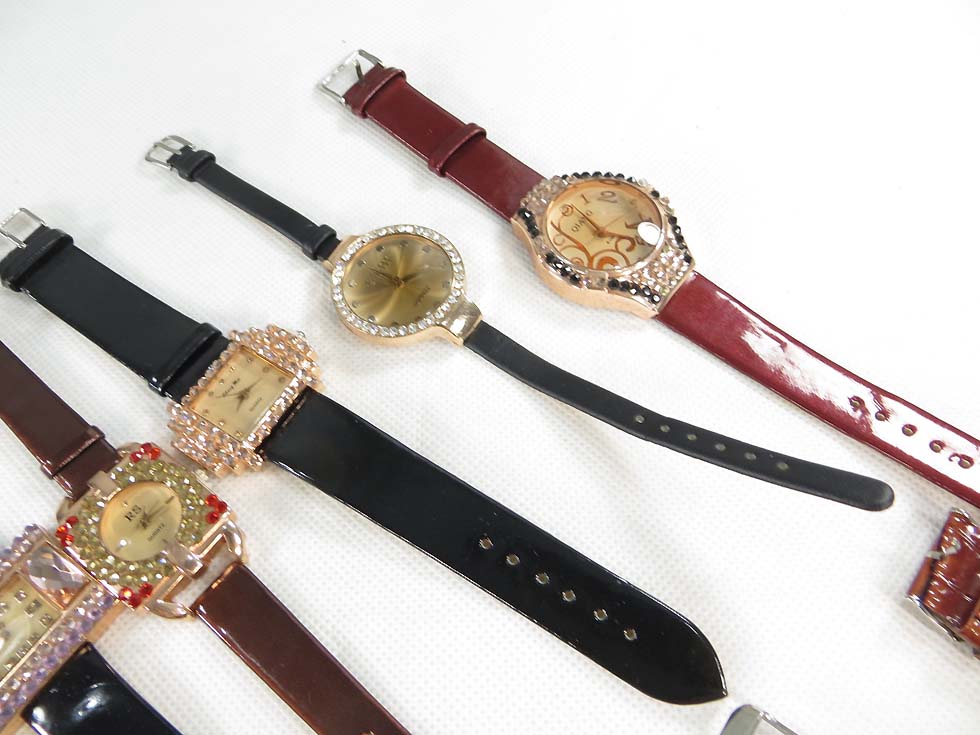 lady-watch-crystal-acrylic-rhinestone-1j