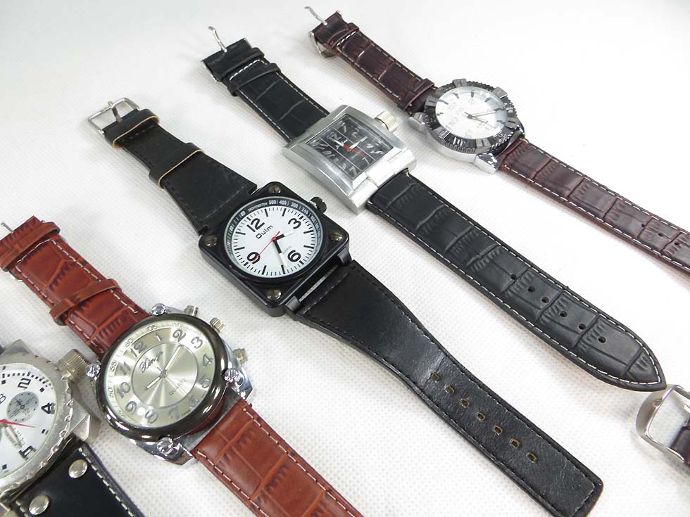 large-face-leather-band-watch-2e