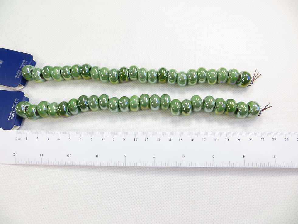 porcelain-ceramic-bead-on-strand-03a