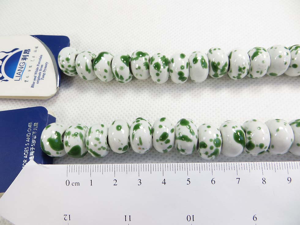 porcelain-ceramic-bead-on-strand-13c