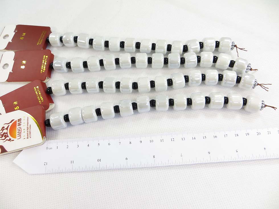 porcelain-ceramic-bead-on-strand-30a