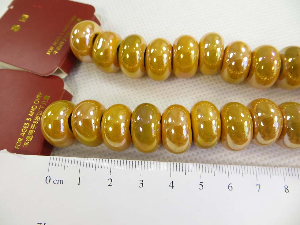 porcelain-ceramic-bead-on-strand-32c