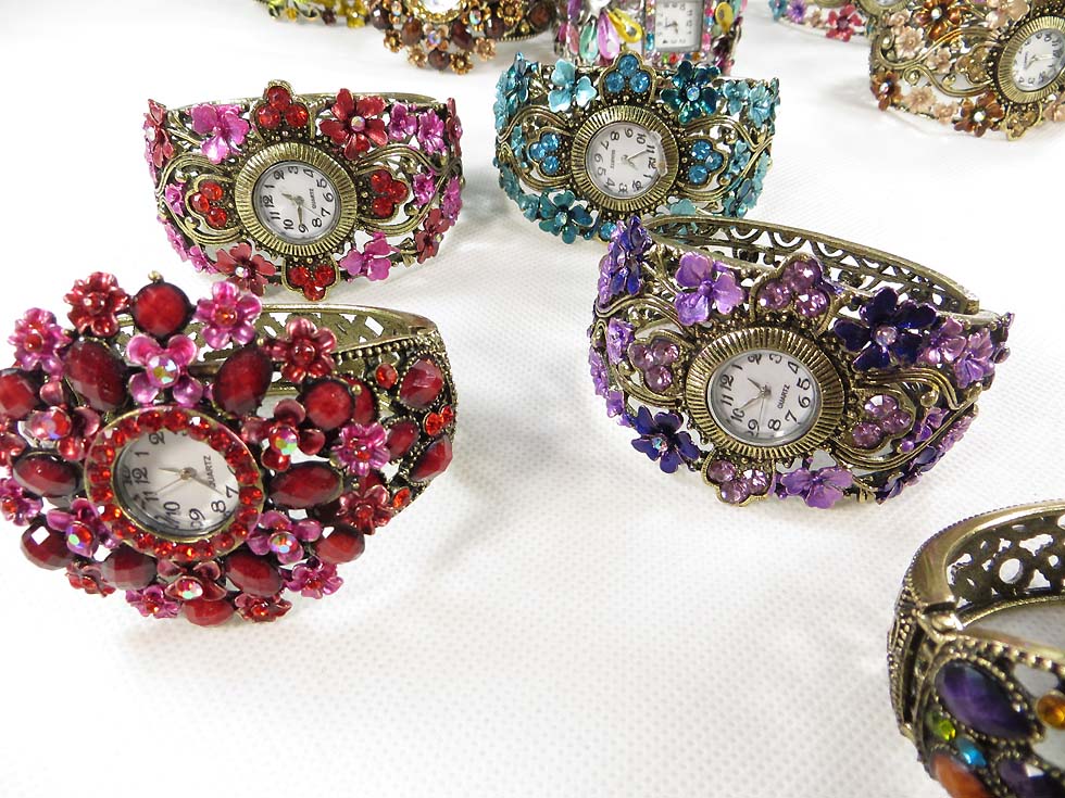 vintage-retro-watch-crystal-enamel-bangle-4f