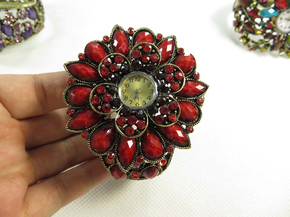 vintage-retro-watch-crystal-faux-gemstone-bangle-3q