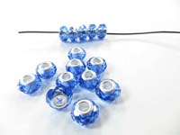 Faceted-acrylic-rhinestone-bead-01a