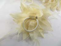 feather-glitter-flower-corsage-brooch-pin-ponytail-holder-01b